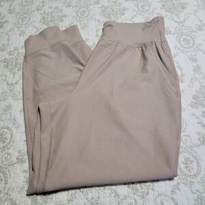 Women’s Old Navy Active Powersoft Jogger Size Medium